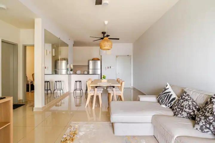 Apartamento Suasana Residensi Damai Petaling Jaya Exterior foto